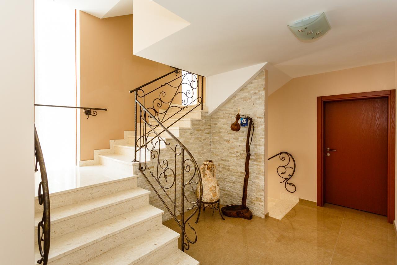 Villa Aria Malinska Kültér fotó